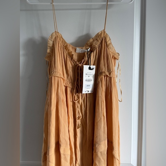 ZARA BEIGE ASYMMETRIC RUFFLED DRESS ZW COLLECTION SZ MEDIUM NEW WITH TAGS - Picture 7 of 15